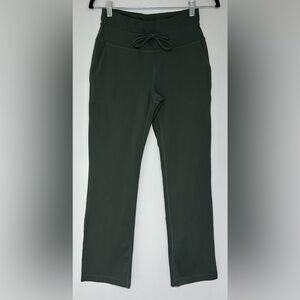 Mondetta Performance + Luxury Olive Green Straight Leg Pants Size Small